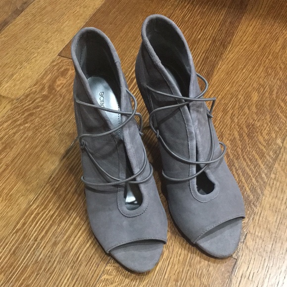 BCBG shoes 8.5 - Picture 3 of 12